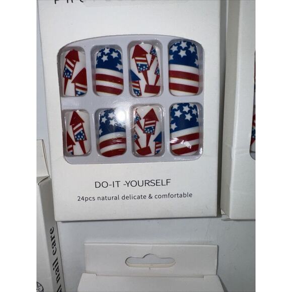 False Nails Beautiful Nail Do it Yourself KITS Lot Of 8 packs NIB 24 In Ea/glue - Picture 6 of 8